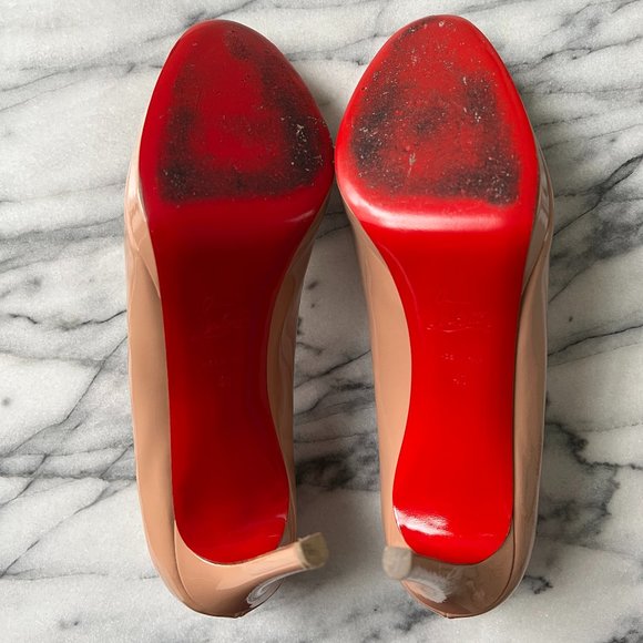 Christian Louboutin New Simple 100mm Pumps (as seen on Paris Hilton) - Picture 8 of 9